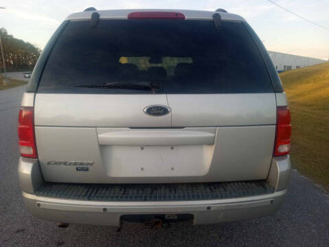 2004 Ford Explorer XLT