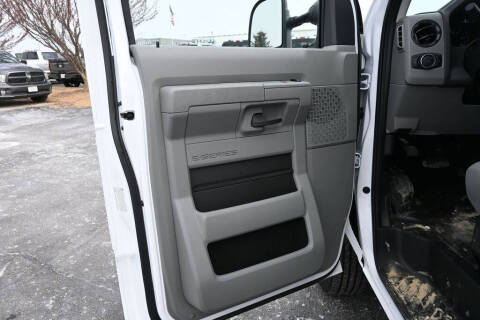 2025 Ford E-Series