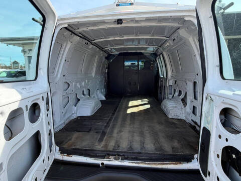 2014 Ford E-Series E-350 SD