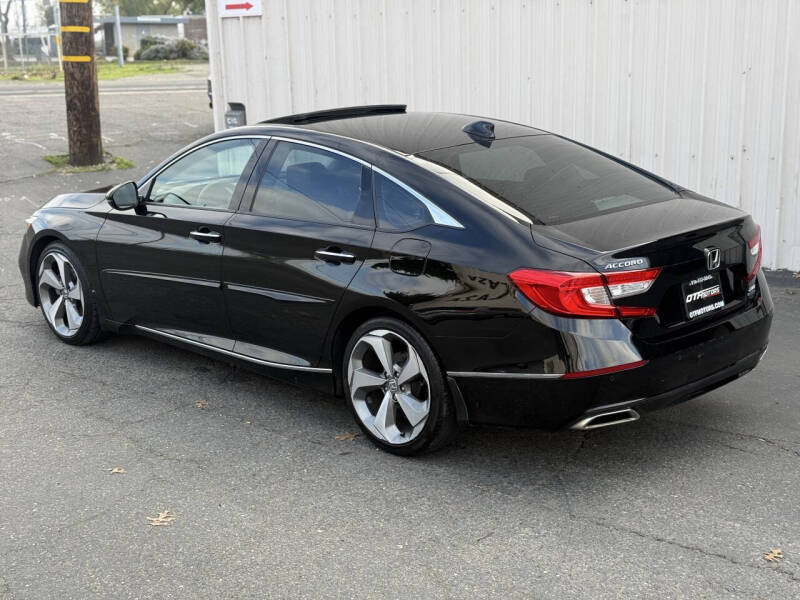 2019 Honda Accord Touring