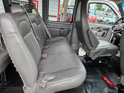 2011 GMC Savana LS 3500