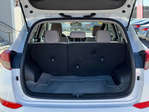 2016 Hyundai Tucson SE