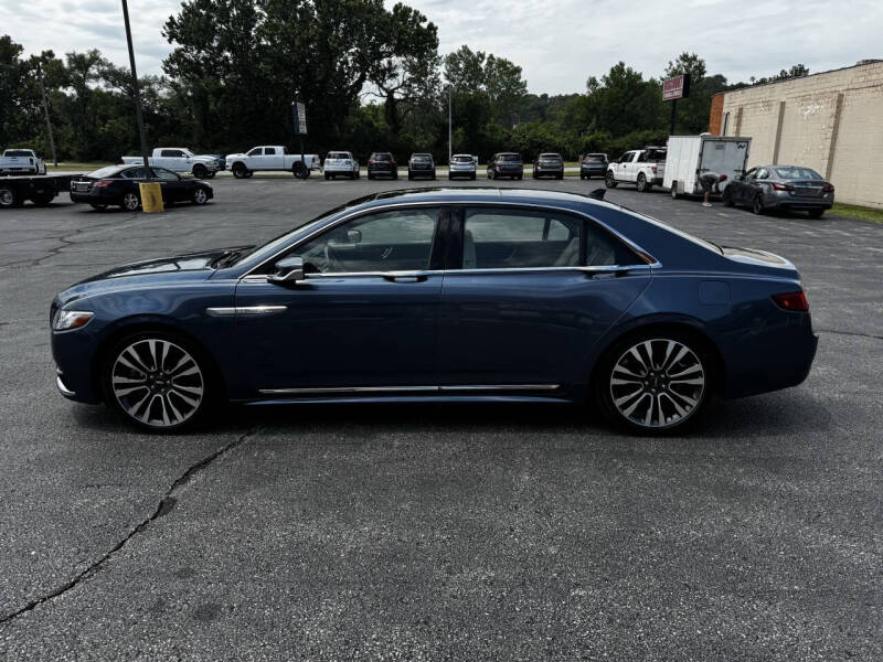 2019 Lincoln Continental Select