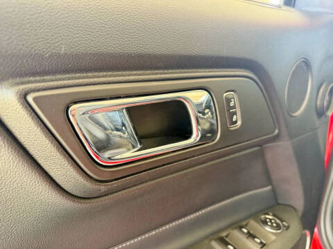 2017 Ford Mustang EcoBoost Premium