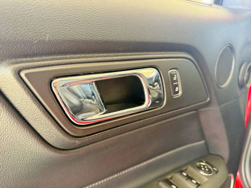 2017 Ford Mustang EcoBoost Premium