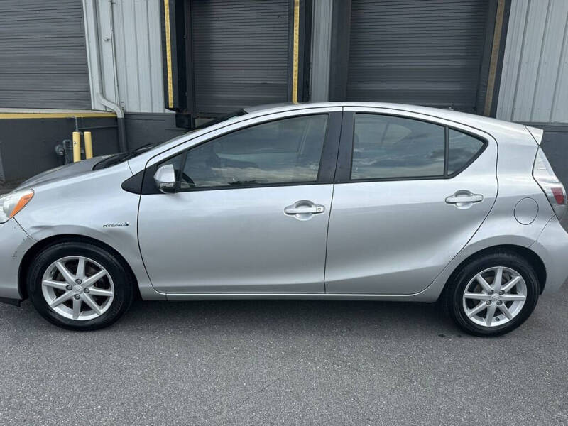 2013 Toyota Prius c One