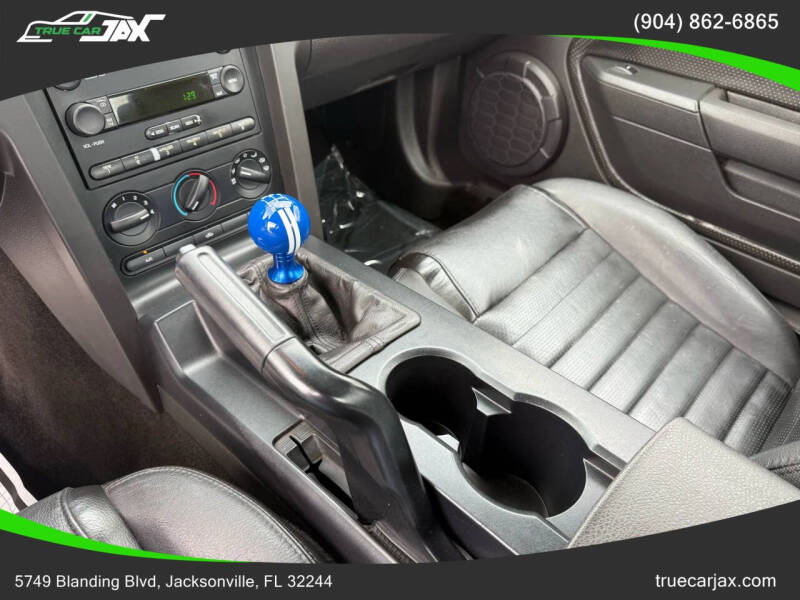 2006 Ford Mustang GT Deluxe