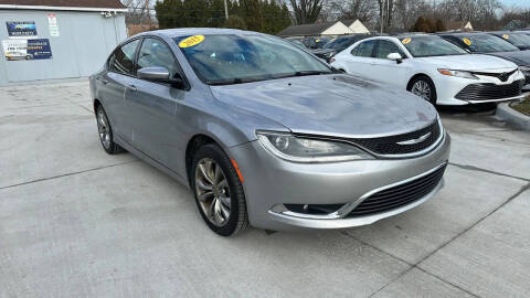 2015 Chrysler 200 S