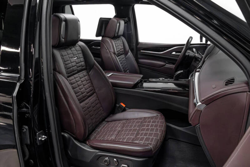 2022 Cadillac Escalade Sport Platinum