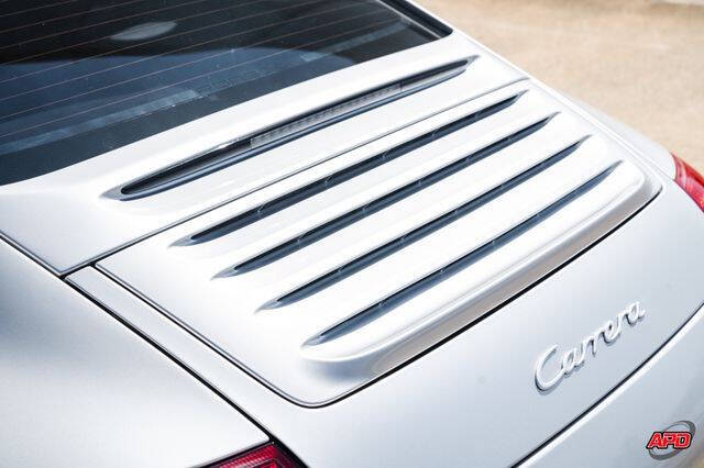 2005 Porsche 911 Carrera