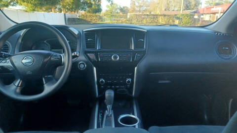 2013 Nissan Pathfinder S