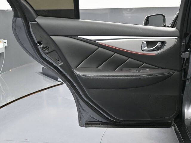 2021 Infiniti Q50 Luxe