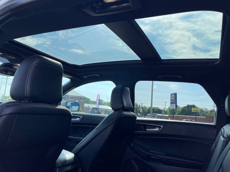 2021 Ford Edge ST-Line