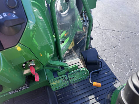 2024 John Deere 5075E