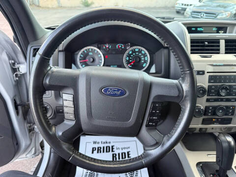 2011 Ford Escape XLT