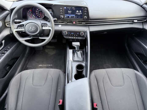 2022 Hyundai Elantra