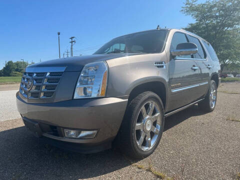 2011 Cadillac Escalade for sale at Minnix Auto Sales LLC in Cuyahoga Falls OH