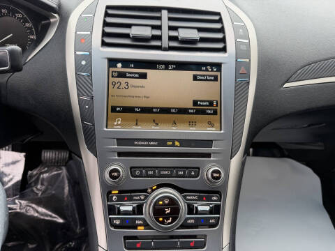 2018 Lincoln MKZ Select