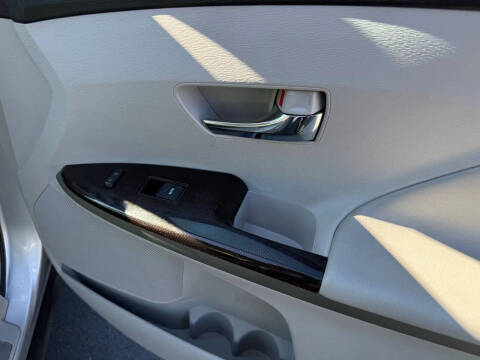 2011 Toyota Venza AWD 4cyl