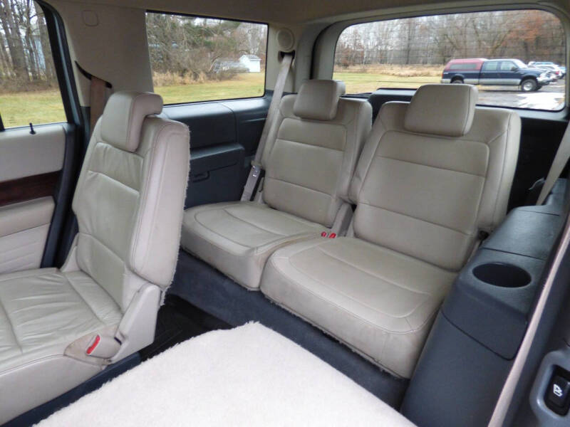 2009 Ford Flex SEL photo 11