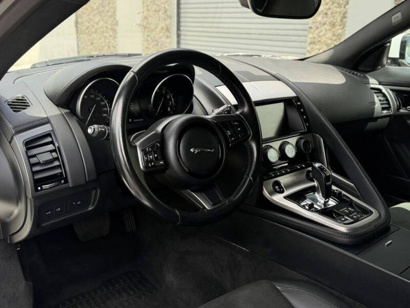 2017 Jaguar F-TYPE
