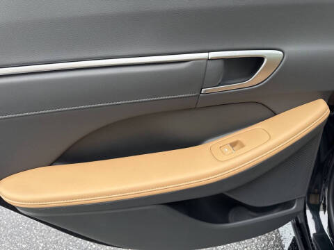 2025 Hyundai Sonata Hybrid Limited