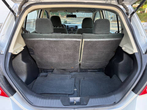 2012 Nissan Versa 1.8 S