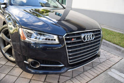 2015 Audi S8 4.0T quattro