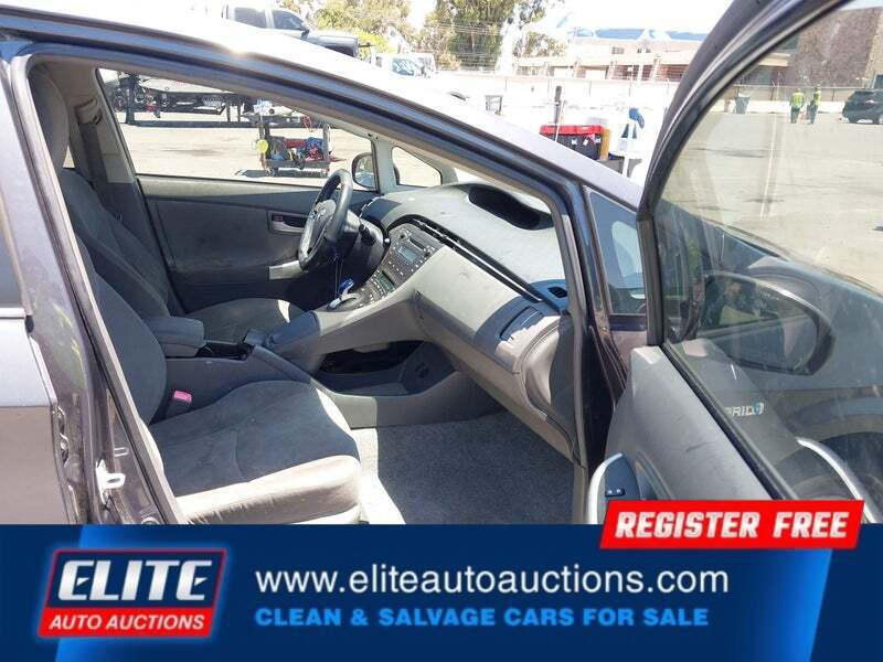 2010 Toyota Prius II
