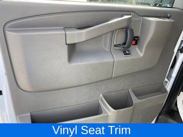 2024 Chevrolet Express 2500