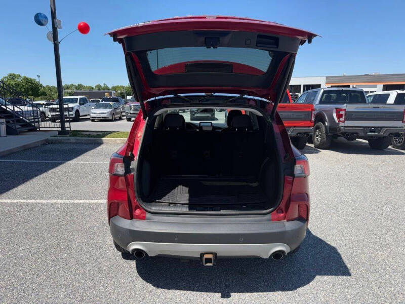 2021 Ford Escape Titanium