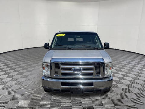2012 Ford E-Series E-350 SD XLT