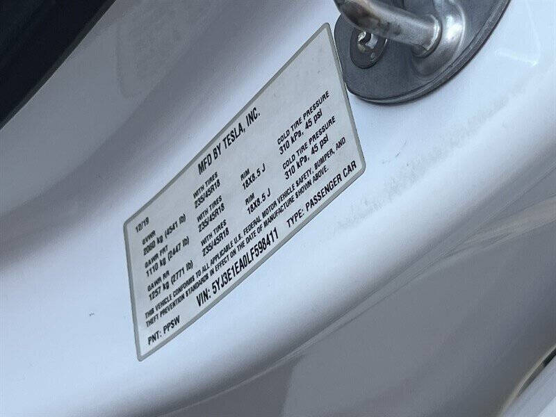 2020 Tesla Model 3 Standard Range Plus