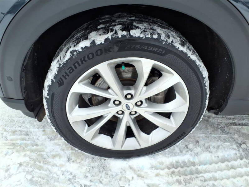 2022 Ford Explorer Hybrid Platinum