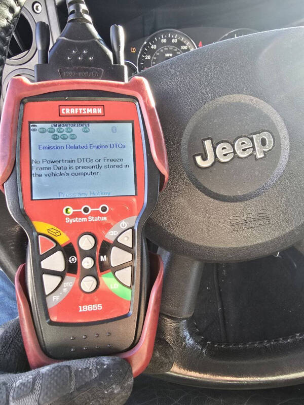 2008 Jeep Commander Sport