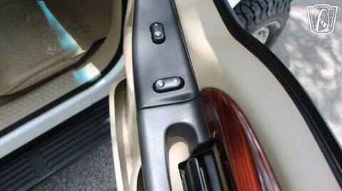 2005 Ford Excursion Eddie Bauer