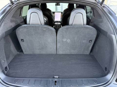 2020 Tesla Model X Long Range Plus