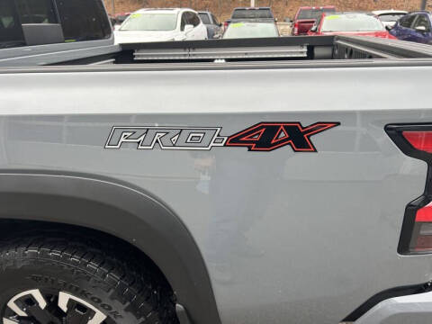 2023 Nissan Frontier S