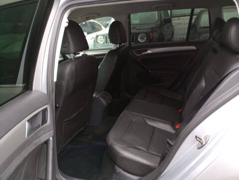 2015 Volkswagen Golf SportWagen TDI S