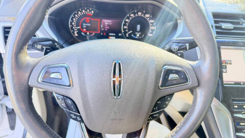 2013 Lincoln MKZ