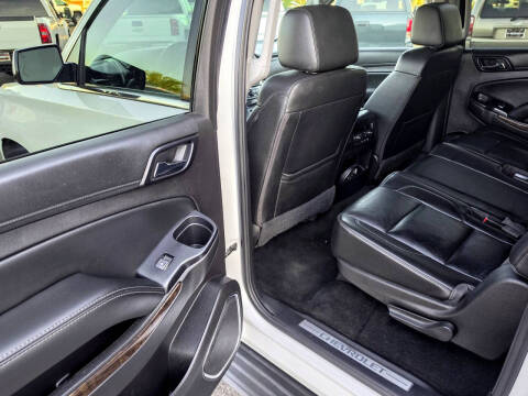 2017 Chevrolet Suburban LT