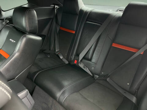 2008 Dodge Challenger SRT8