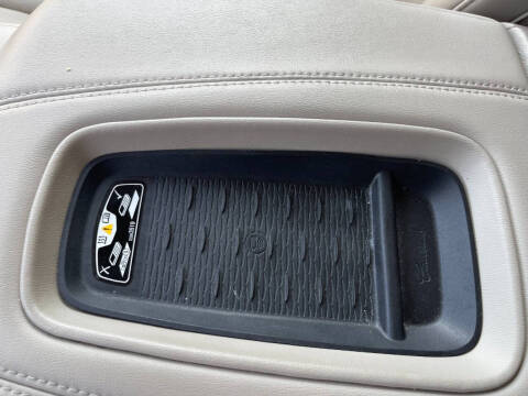 2016 Cadillac Escalade ESV Luxury Collection