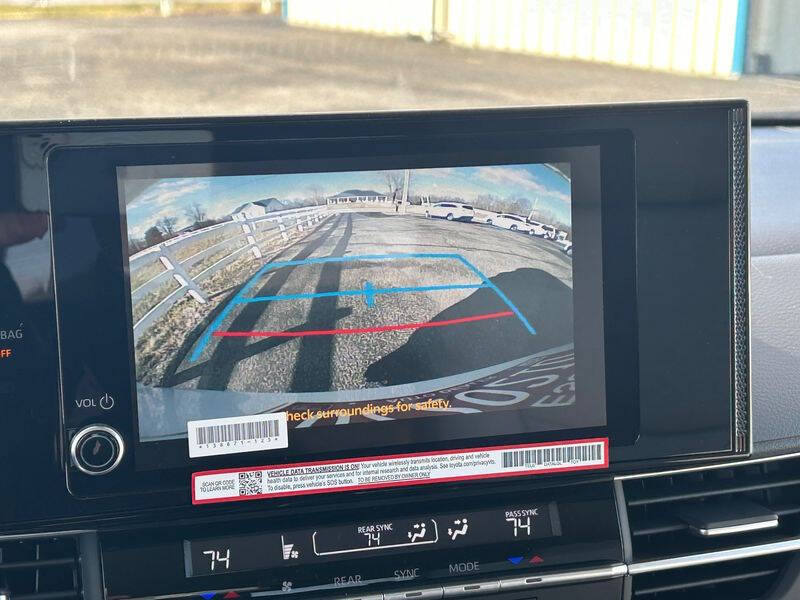 2025 Toyota Sienna LE 8-Passenger