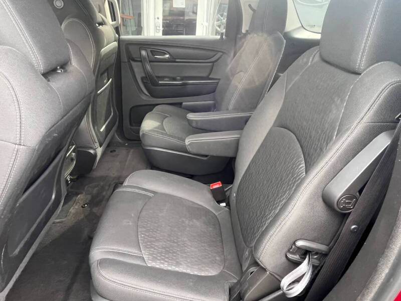 2016 GMC Acadia SLE-2