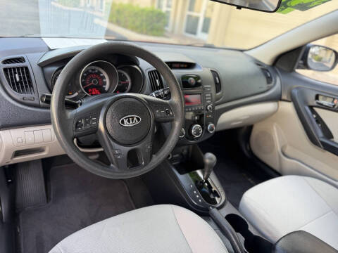 2010 Kia Forte EX