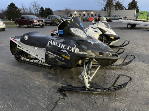 2009 Arctic Cat CrossFire™ 8 Sno Pro