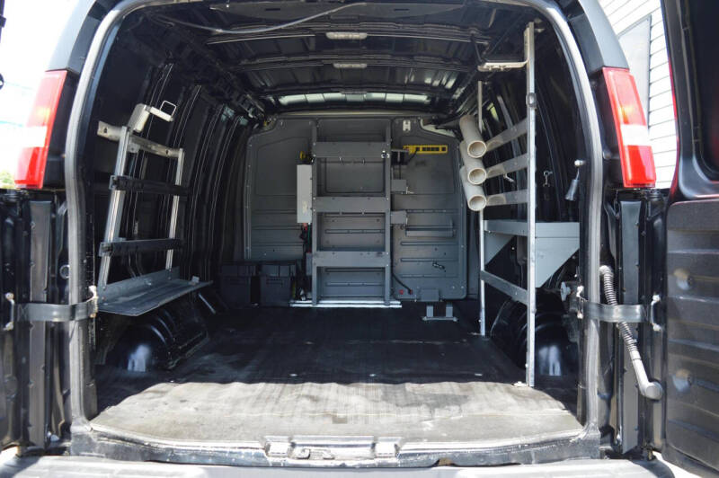 2018 Chevrolet Express 2500