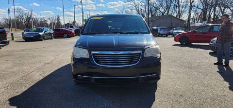 2013 Chrysler Town and Country for sale at EZ Drive AutoMart in Dayton OH