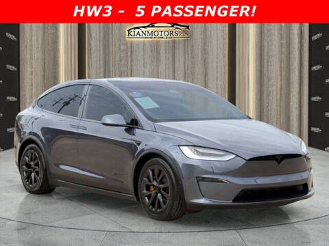 2023 Tesla Model X Standard Range